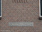 Liornestraat 13-23. Rechts muur met bakstenen versiering.
<br/>
Corrie Groen- Pickhard, 2016-07-13